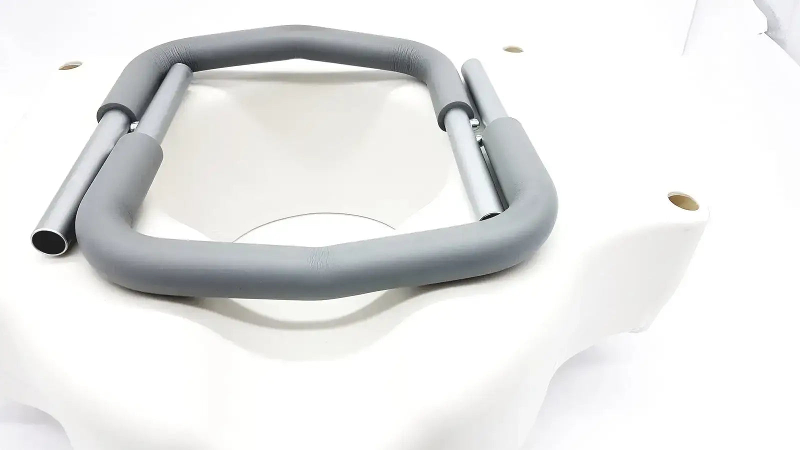 Guardian Locking Elevated Toilet Seat With Padded Arms G30270A