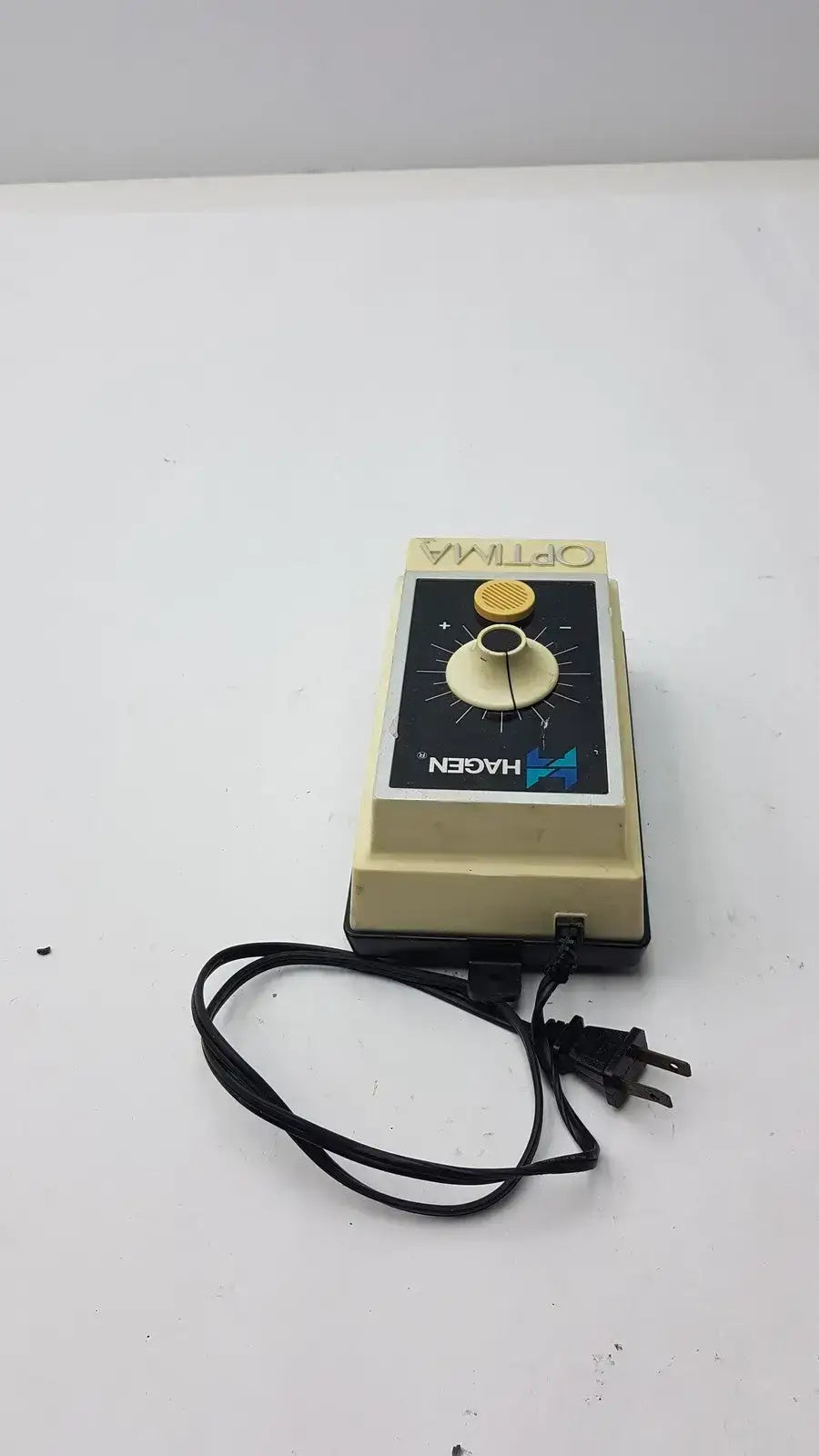 Hagen Optima Pump No A-807 115 Volt AC 60 Hz 5 Watts - Air