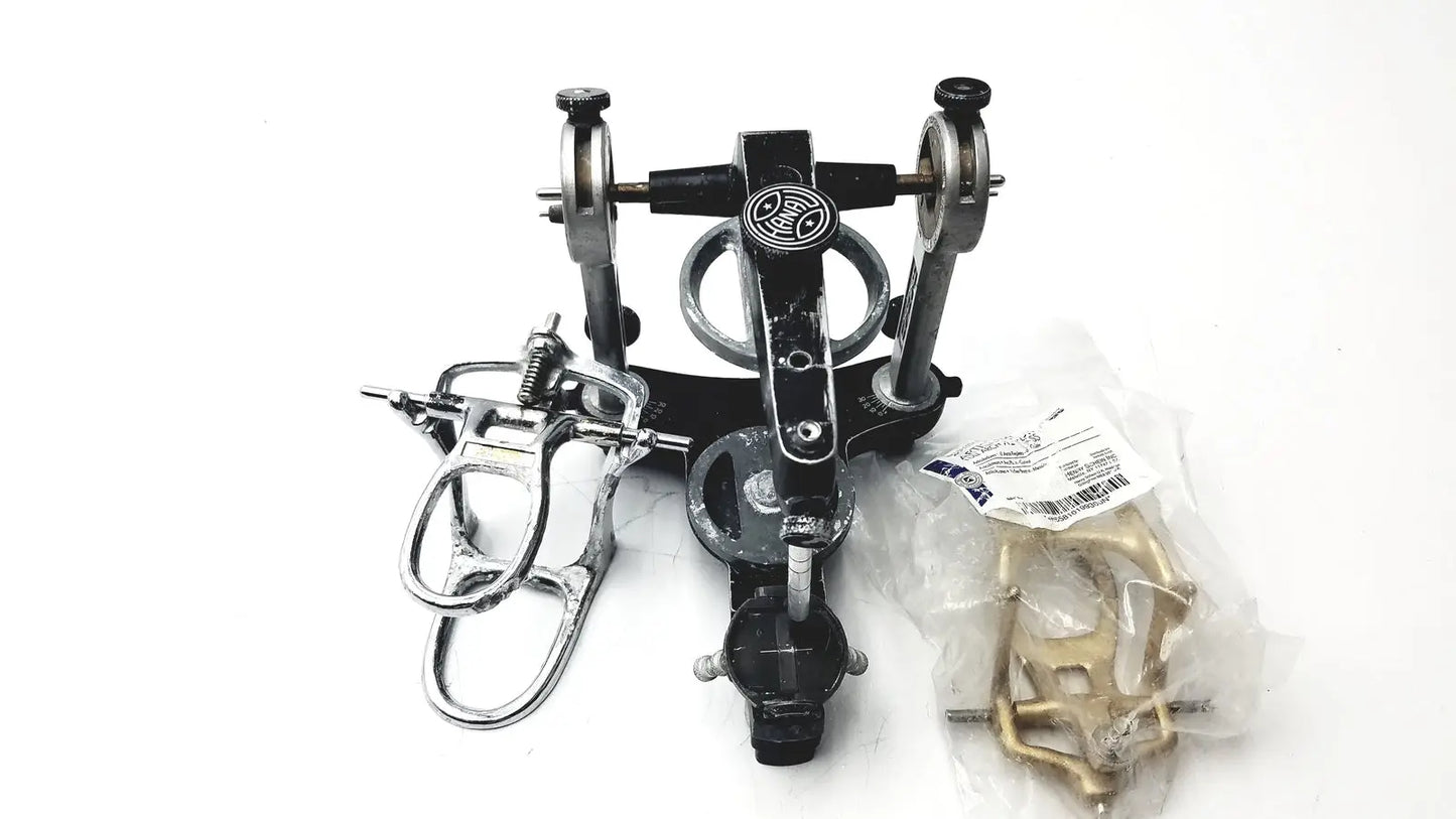 Hanau Semi-Adjustable Dental Modular With Chrome Articulator