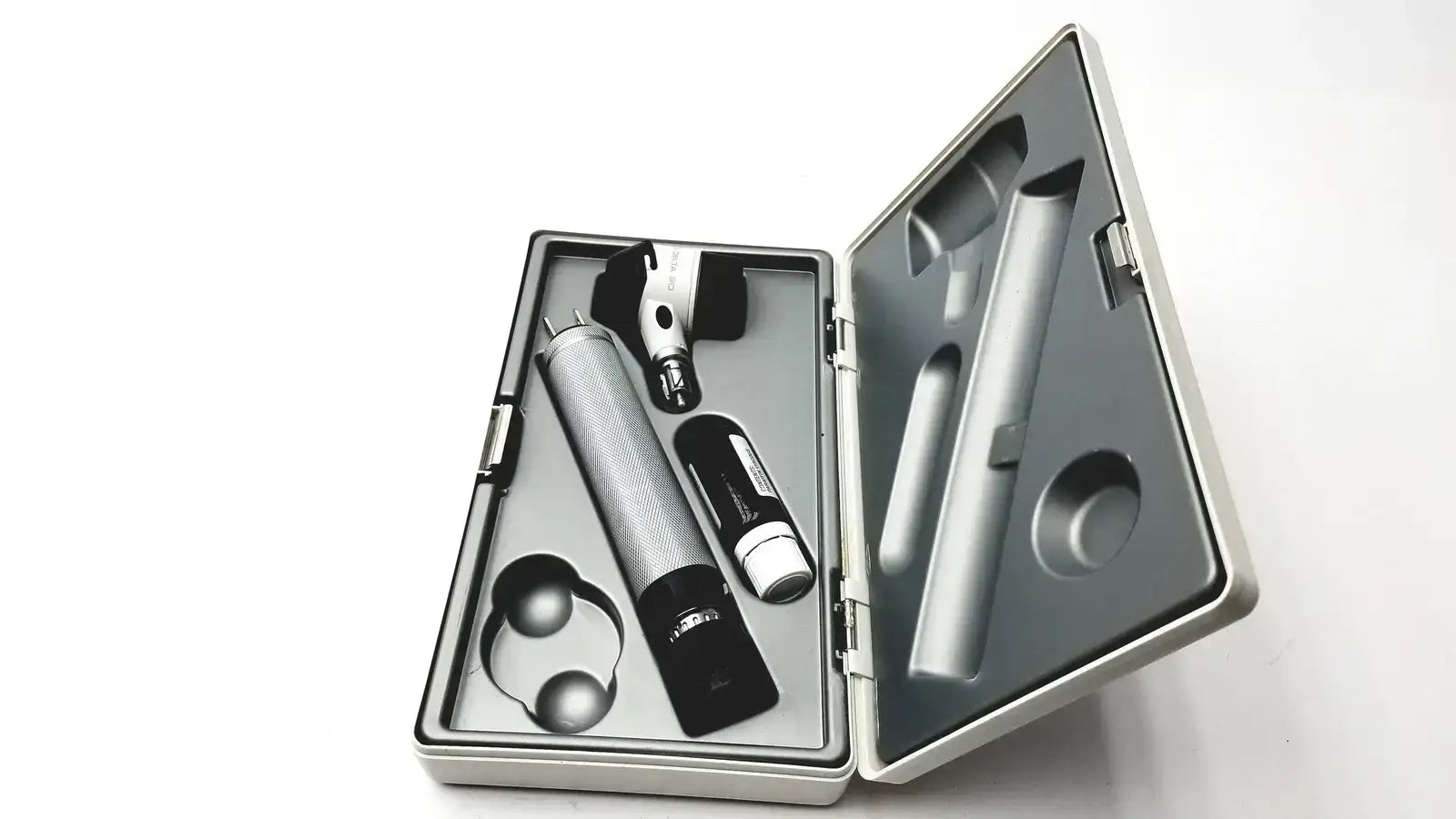 Heine Delta 20 Dermatoscope Dermascope Set With Case
