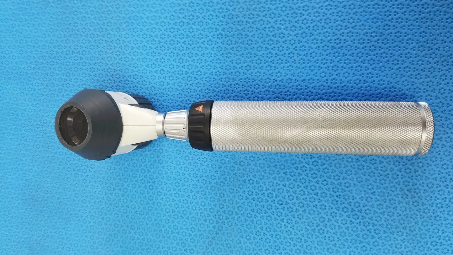 HEINE DELTA 20 T Dermatoscop Head Set & Handle with Case - Dermatoscope