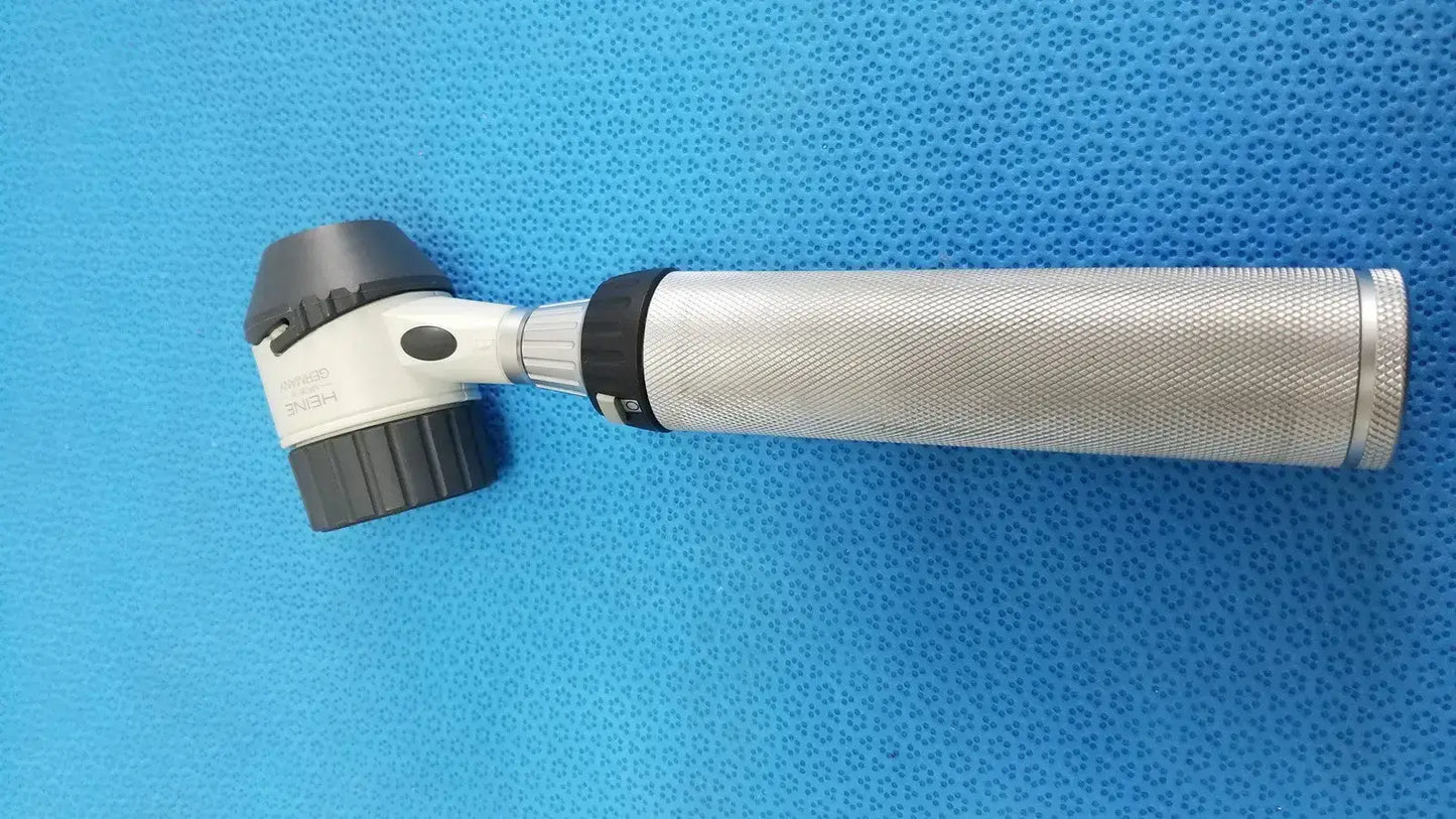HEINE DELTA 20 T Dermatoscop Head Set & Handle with Case - Dermatoscope