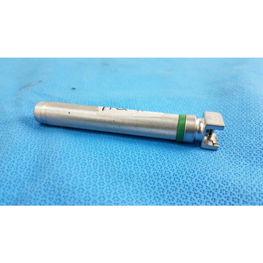 HEINE F.O. LARYNGOSCOPE HANDLE - Laryngoscope Handle