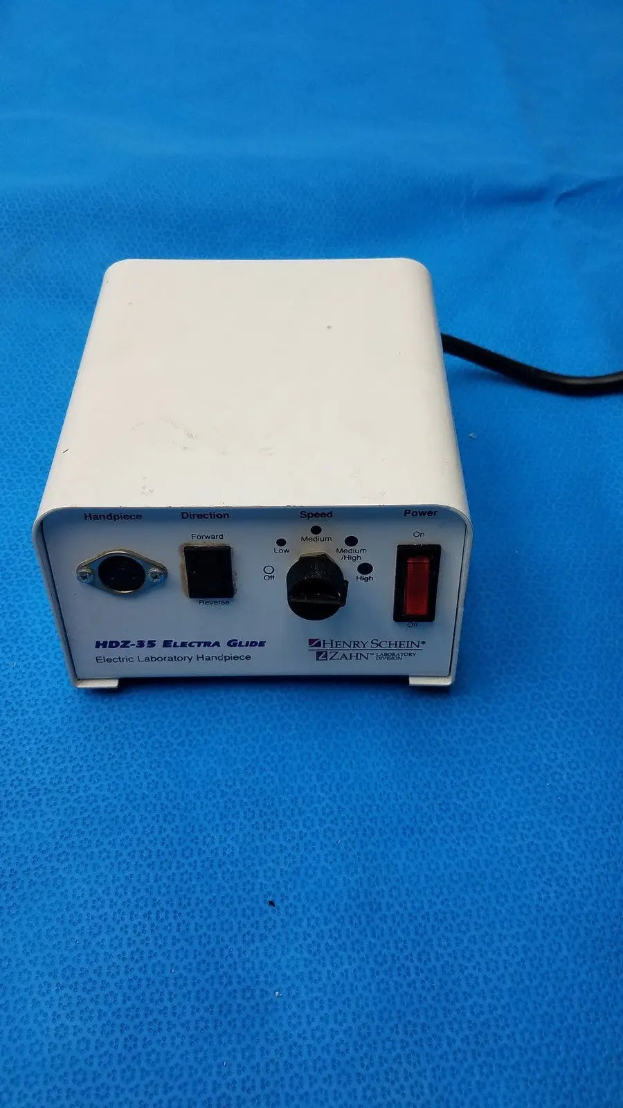 Henry Schein Zahn HDZ-35 Dental Laboratory Power Supply for Equipment Operation