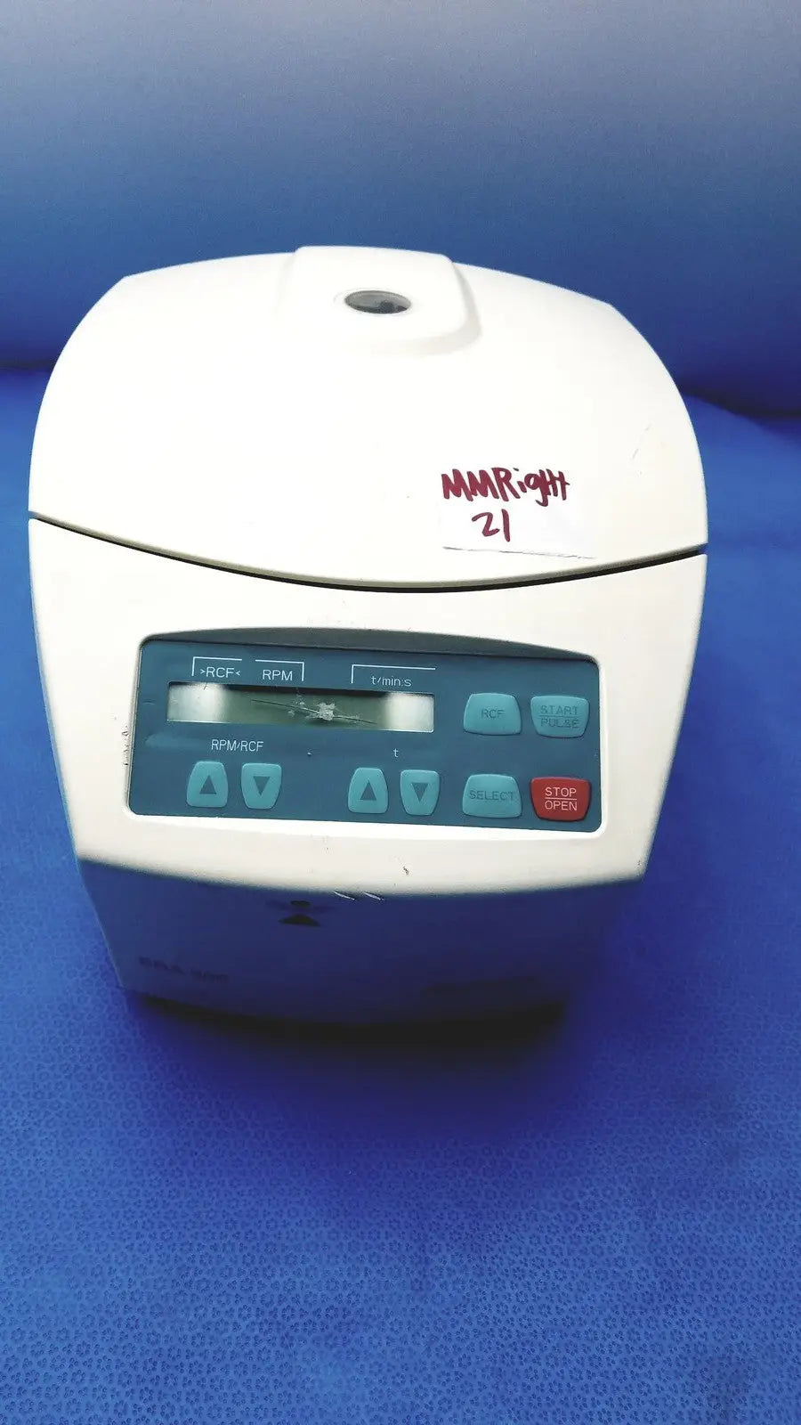 Hettich Zentrifugen EBA 200 Clinical Laboratory Equipment REF-1800-01