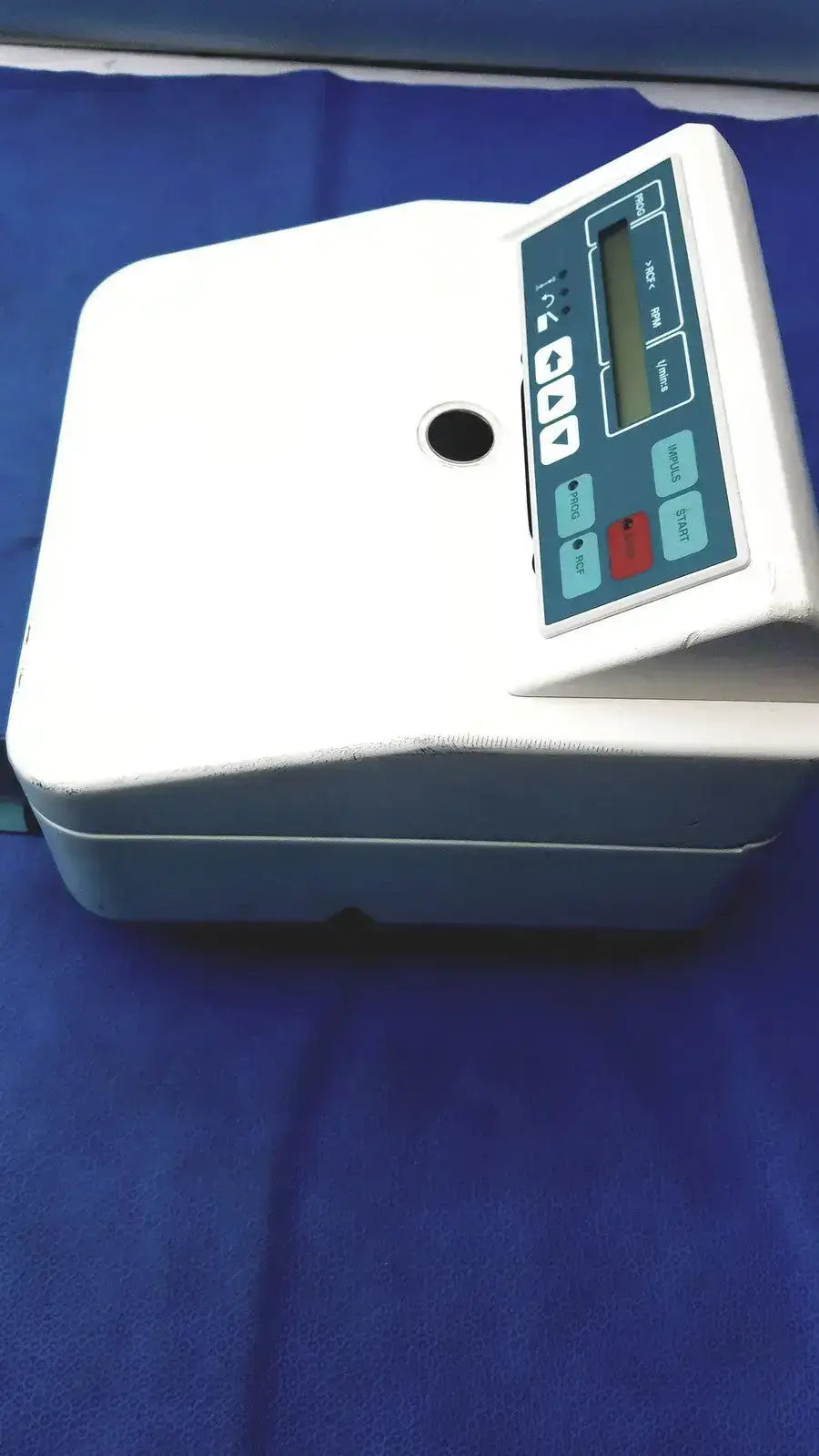 Hettich Zentrifugen EBA 21 Centrifuge - Laboratory