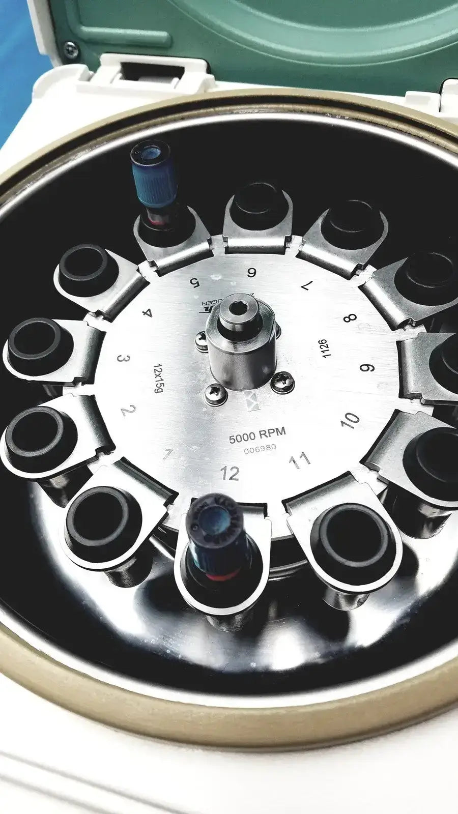 Hettich Zentrifugen EBA 21 Centrifuge - Laboratory