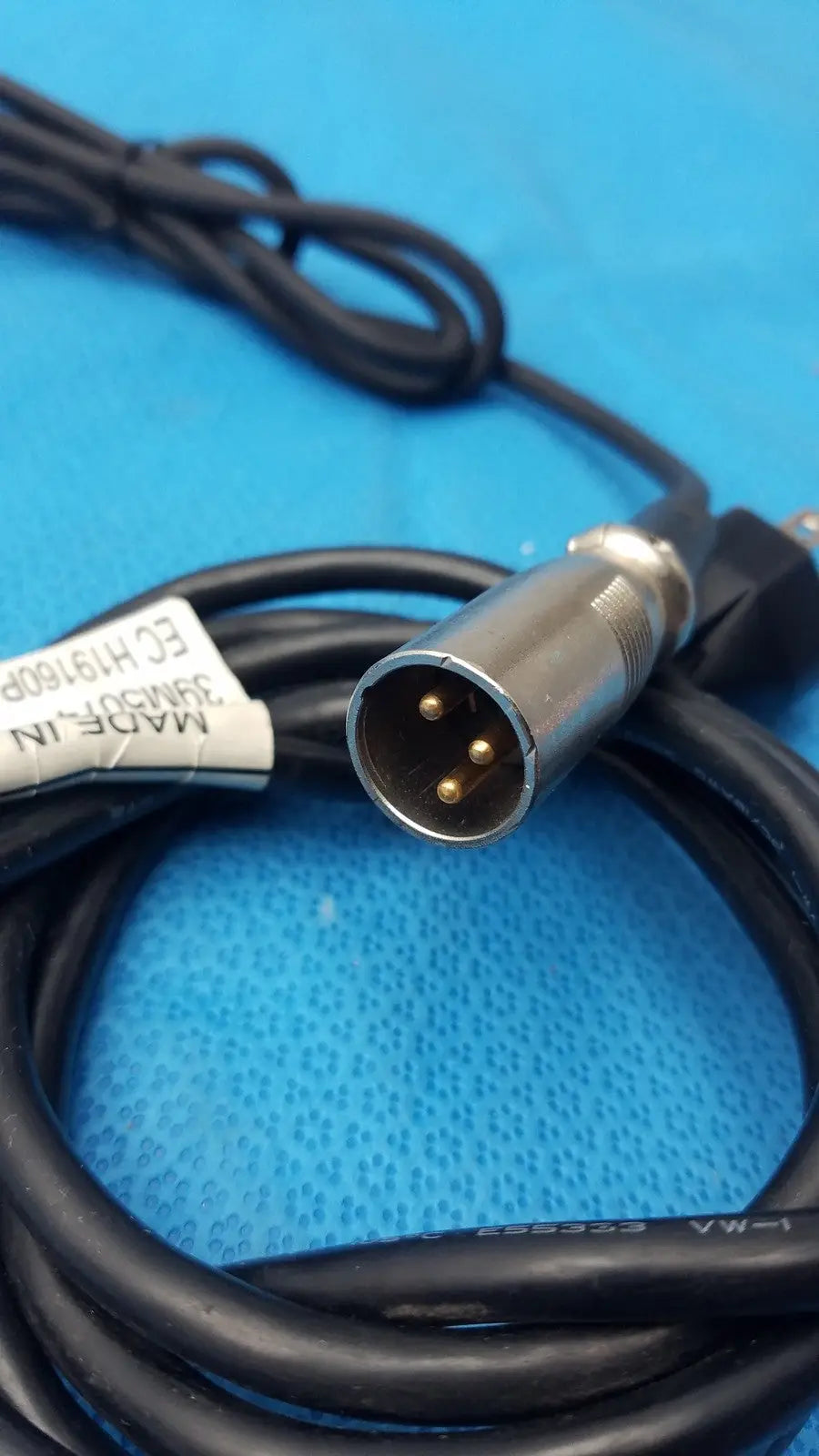 High Power Tech. 3-Pin Lead Acid Battery Charger HP-1202B 24V 2A