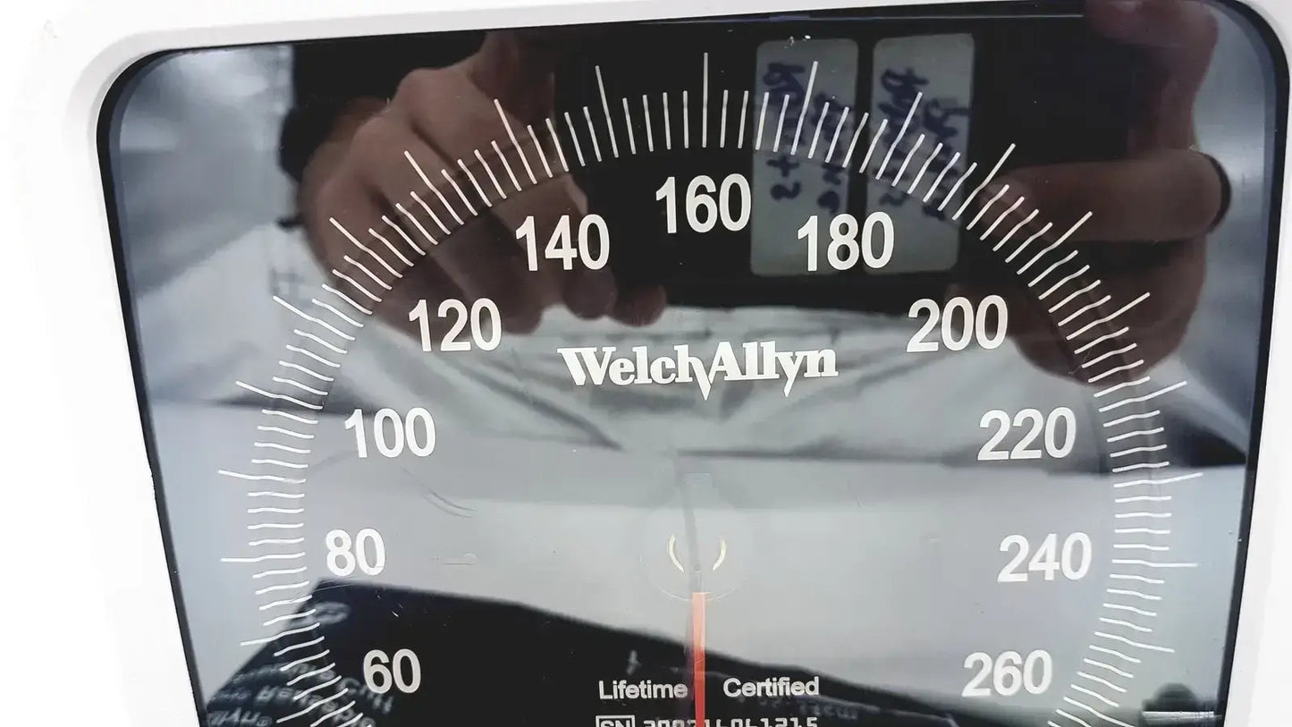 Hillrom / Welch Allyn 200716061215 Wall Gauge Aneroid Sphygmomanometer With Cuff
