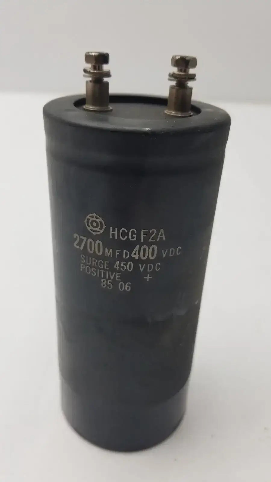 Hitachi Capacitor HCGF2A 2700MFD 400VDC - Electrolytic