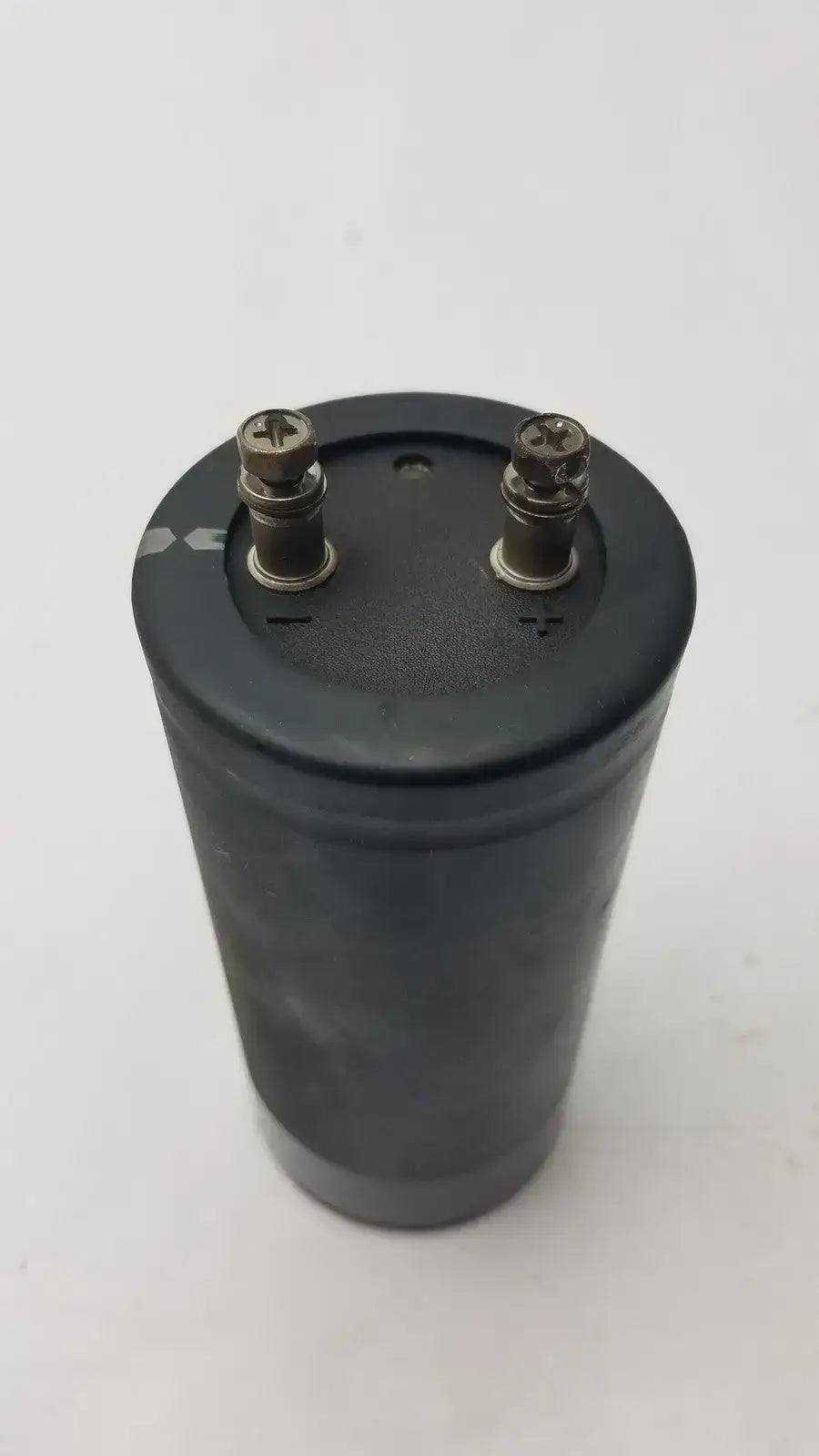 Hitachi Capacitor HCGF2A 2700MFD 400VDC - Electrolytic