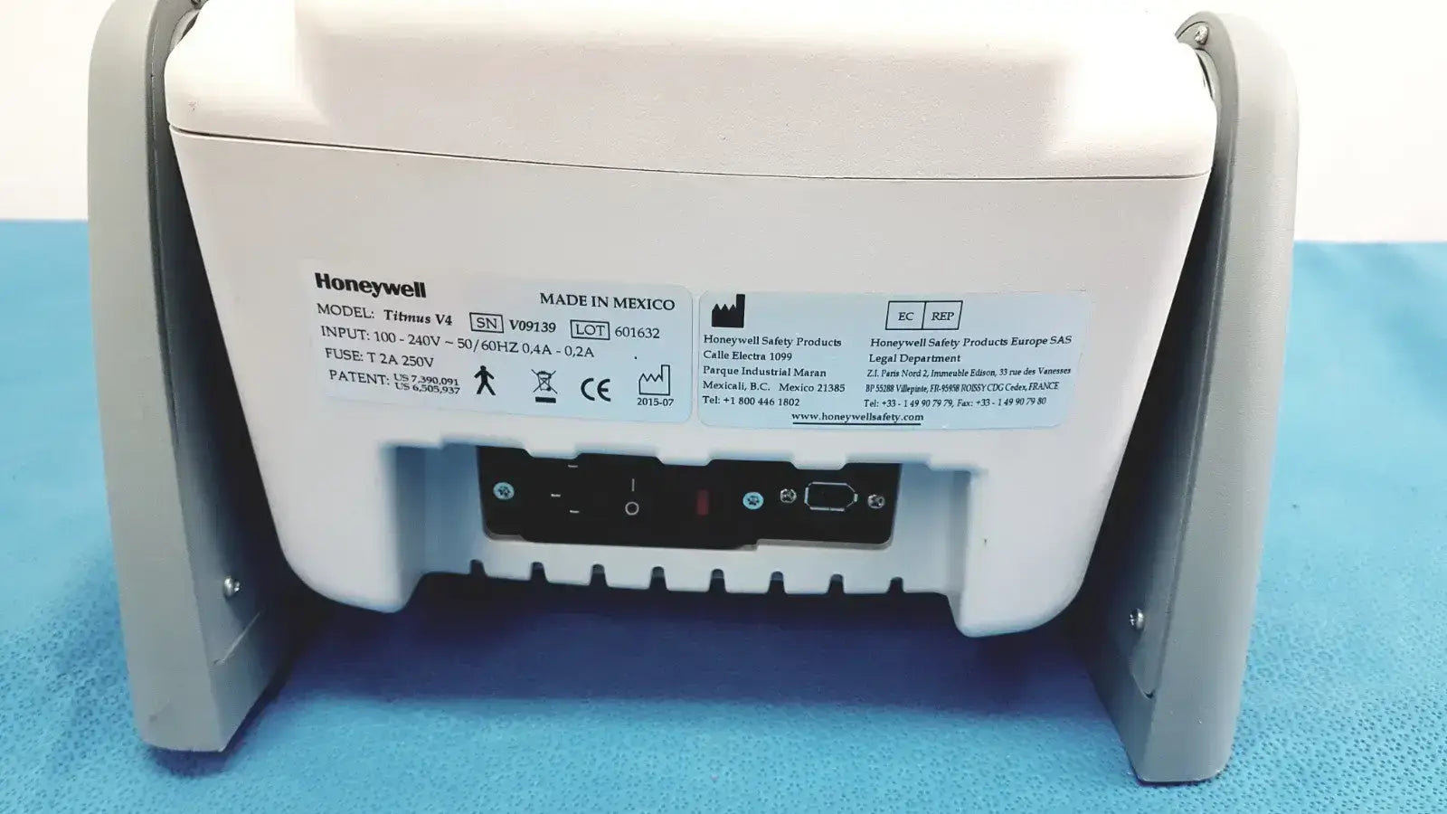 Honeywell Titmus V4 Vision Screener Eye Exam Tester Clinical Occupational Health