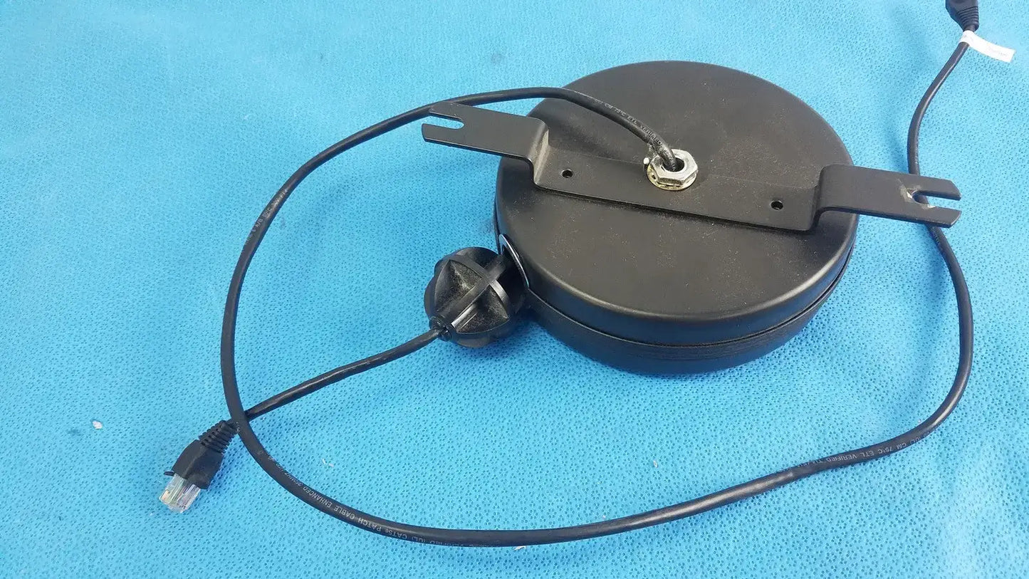 Hospital And Network Grade 15-S Retractable Cat5e Cable Reel 18ft