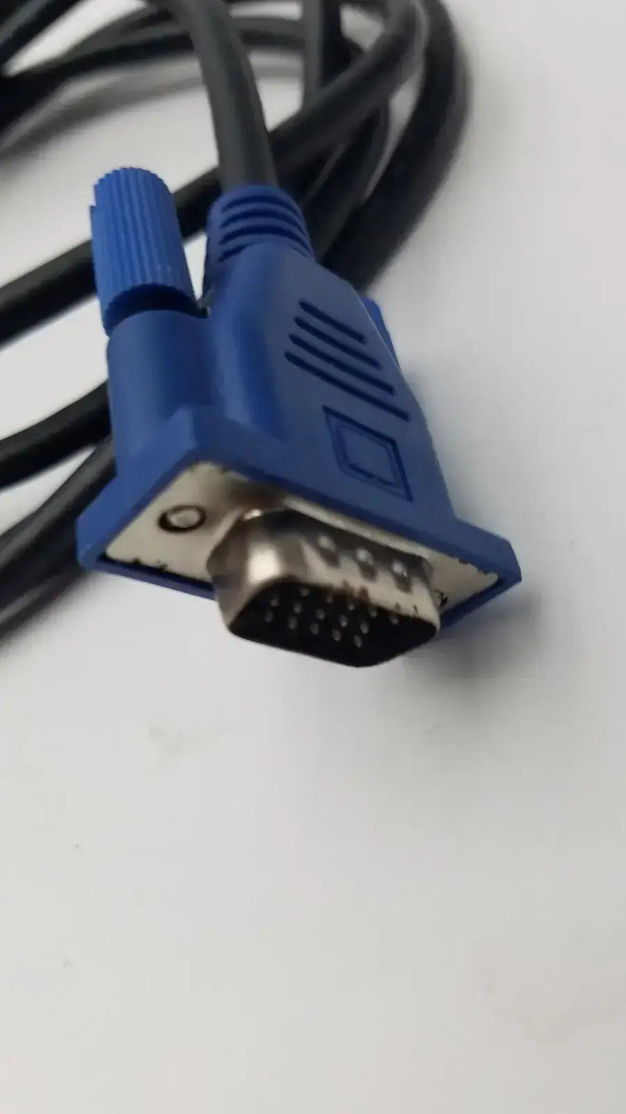 Hotron E246588 AWM Style 20276 VW-1 80 Degrees C 30V Computer Monitor Cable