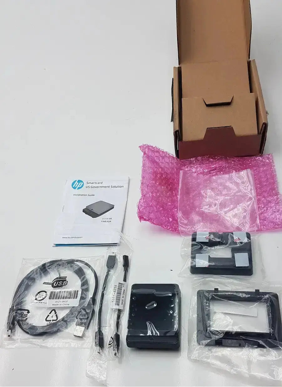 Black hp f8b30a cloud exchange smartcard kit usb drive with sleek rectangular design and matte finish for secure use