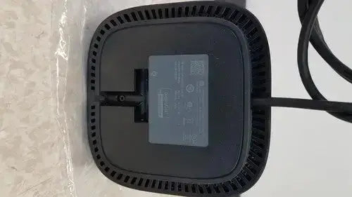 Black rectangular matte hp usb-c/a universal dock g2 station speaker with circular ventilation and 65w power delivery