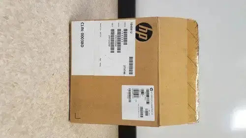 Hp usb-c/a universal dock g2 cardboard box with barcode labels and model number clm-00038d featuring 65w power delivery and single cable alt mode