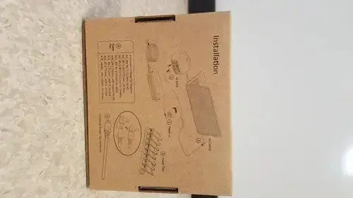 Brown cardboard box with installation diagram for hp usb-c/a universal dock g2 station featuring 65w power delivery and single cable alt mode
