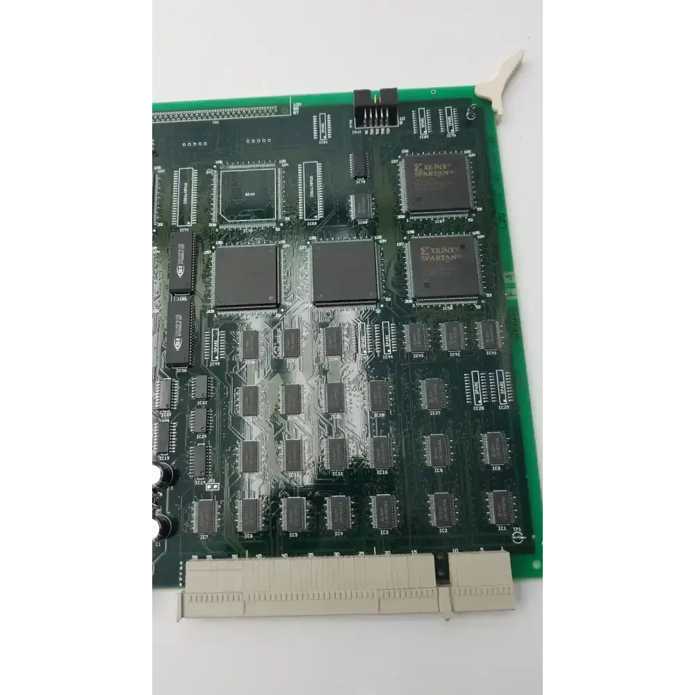IC Xilinx Spartan XC2S150 Control Board - FPGA