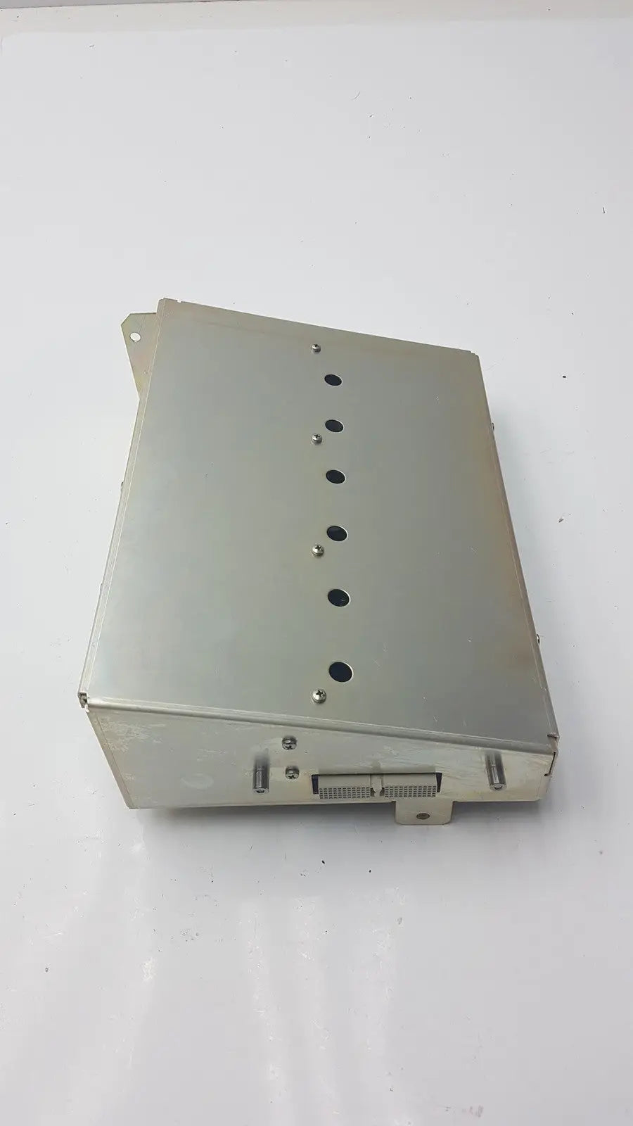 IEIO FB200198-14 I/O Control Panel Socket Board GE LOGIQ 9 Ultrasound System - Part