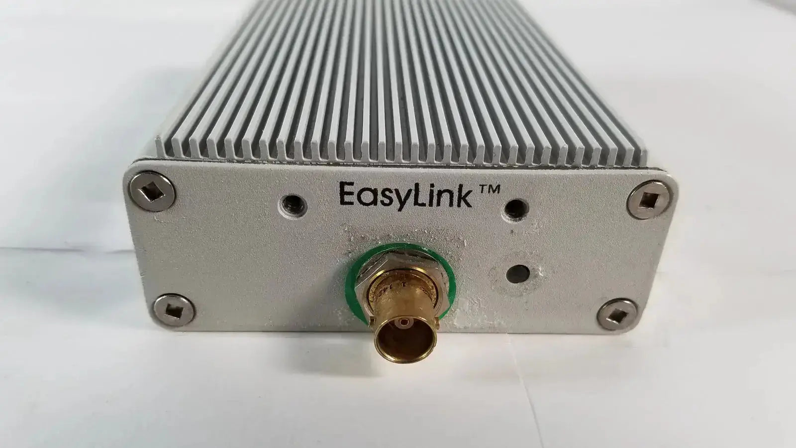 Silver aluminum image stream medical easylink adapter el012277 with ribbed heat sink and brass connector