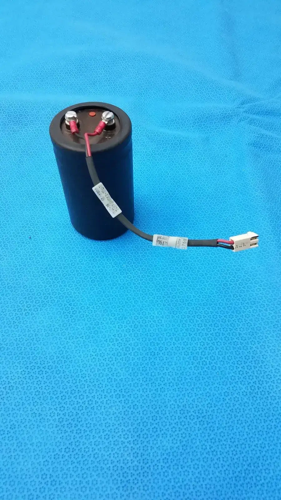 Industrial Capacitor 40VDC for Power Supply Motor Start Audio Electronics