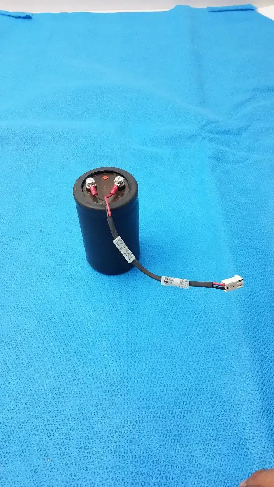 Industrial Capacitor 40VDC for Power Supply Motor Start Audio Electronics