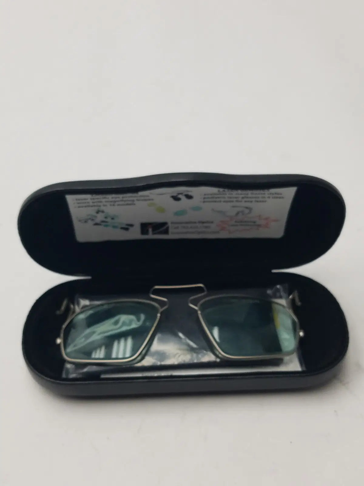 Innovative Optics 900-3000 nm Glasses with Hardcase - Laser Safety