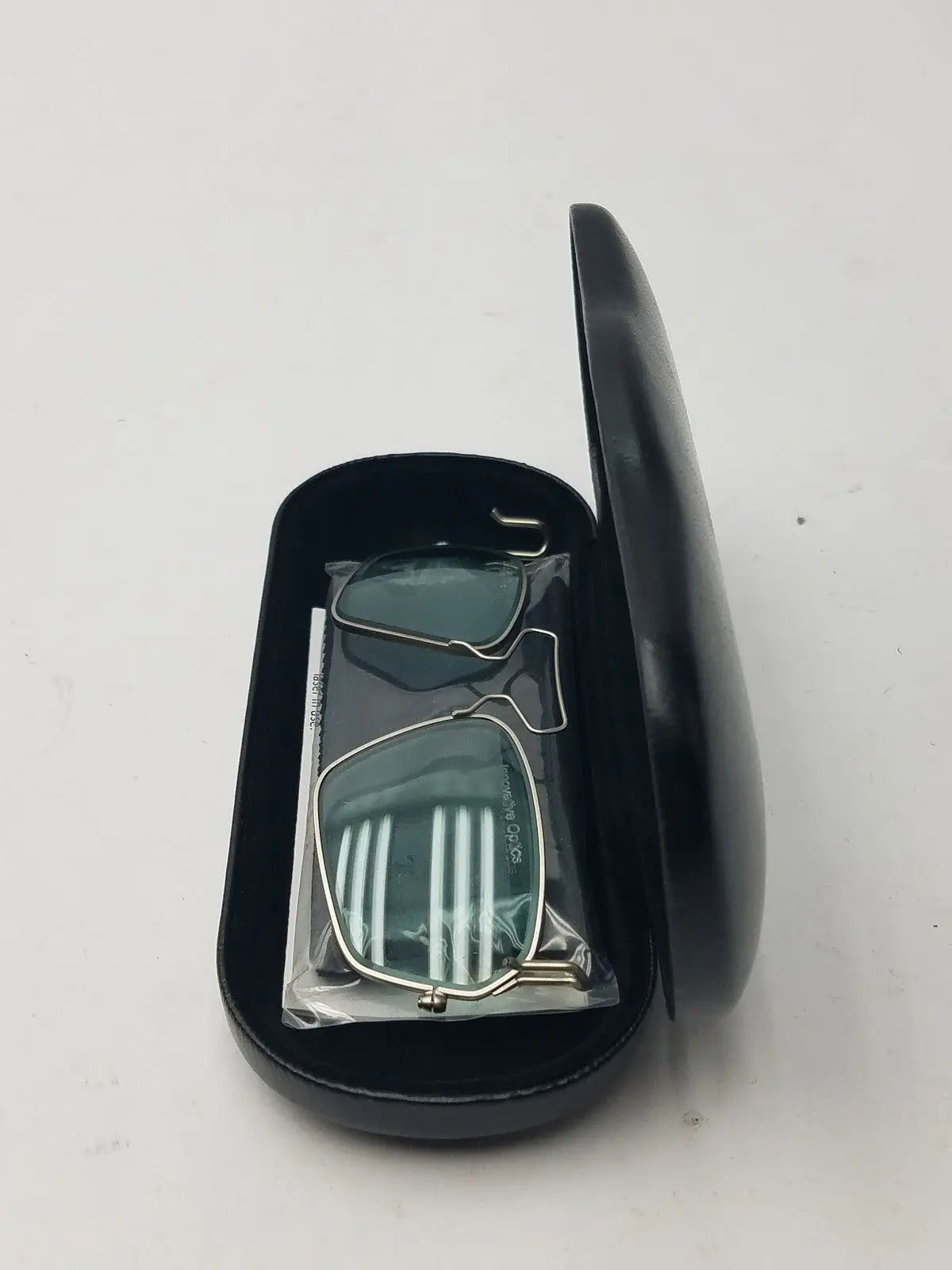 Innovative Optics 900-3000 nm Glasses with Hardcase - Laser Safety