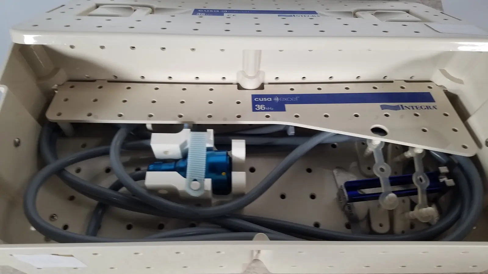 Integra Cusa Excel 36 Khz Clarity Handpiece Ultrasonic Surgical System