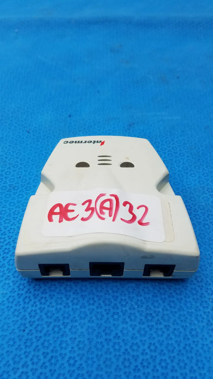 White plastic intermec microbar 9730 decoder wedge network switch with three ethernet ports for reuse medical equipment