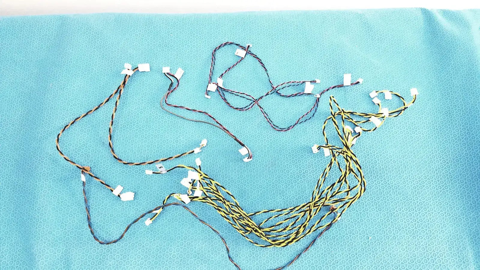 Internal Pair Wire Harness Cable with Small Connectors