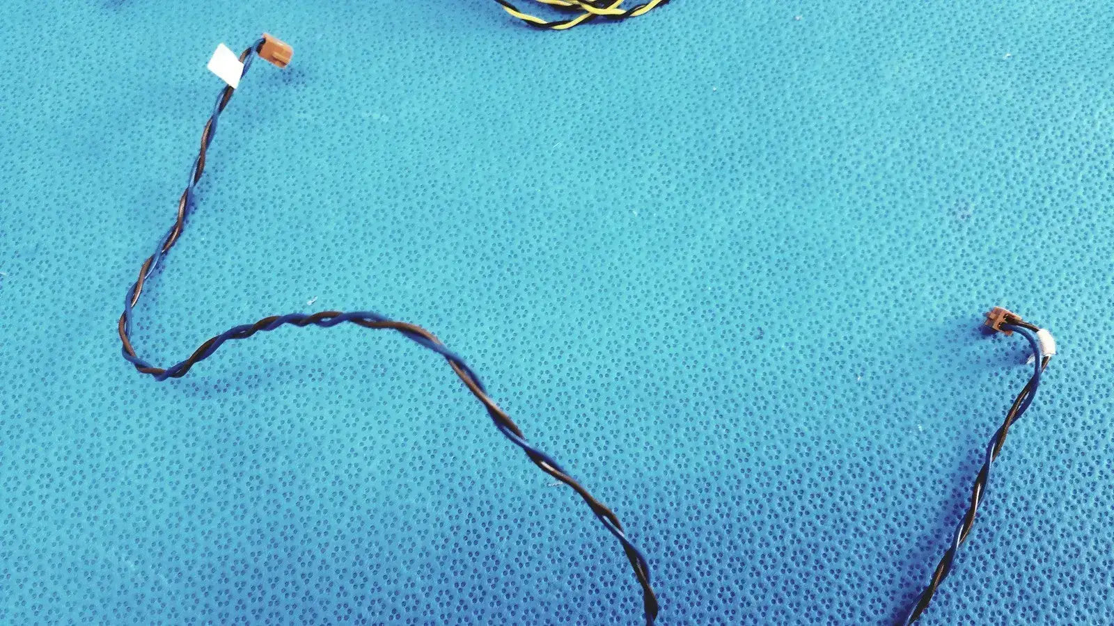 Internal Pair Wire Harness Cable with Small Connectors