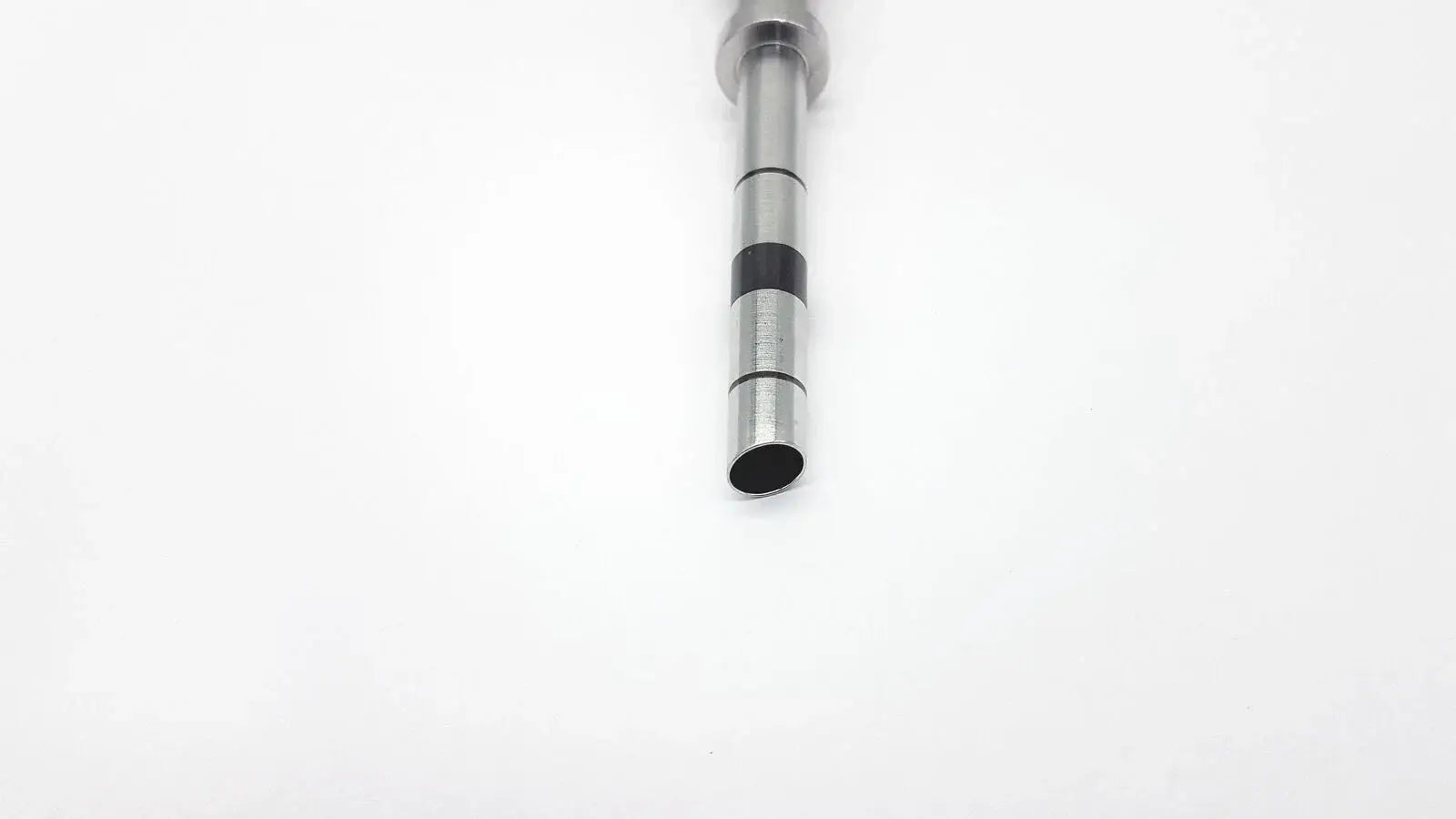 Intuitive Surgical 400263-01 da Vinci silver metallic 8.5mm cannula with black rubber bands for reuse medical equipment