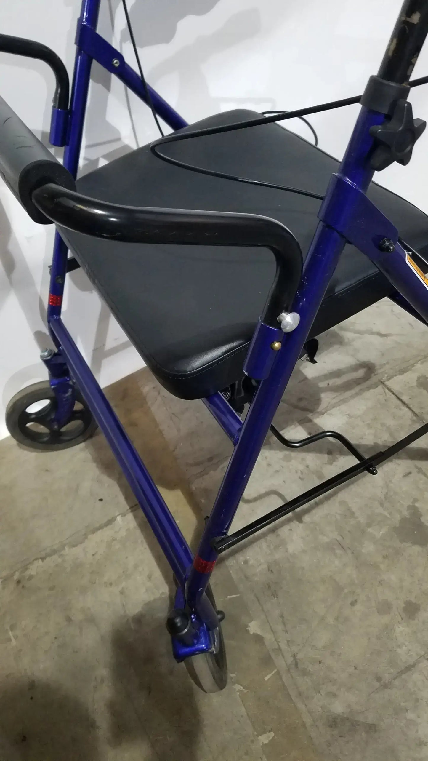 Invacare 4-Wheel Rollator Walker with Seat