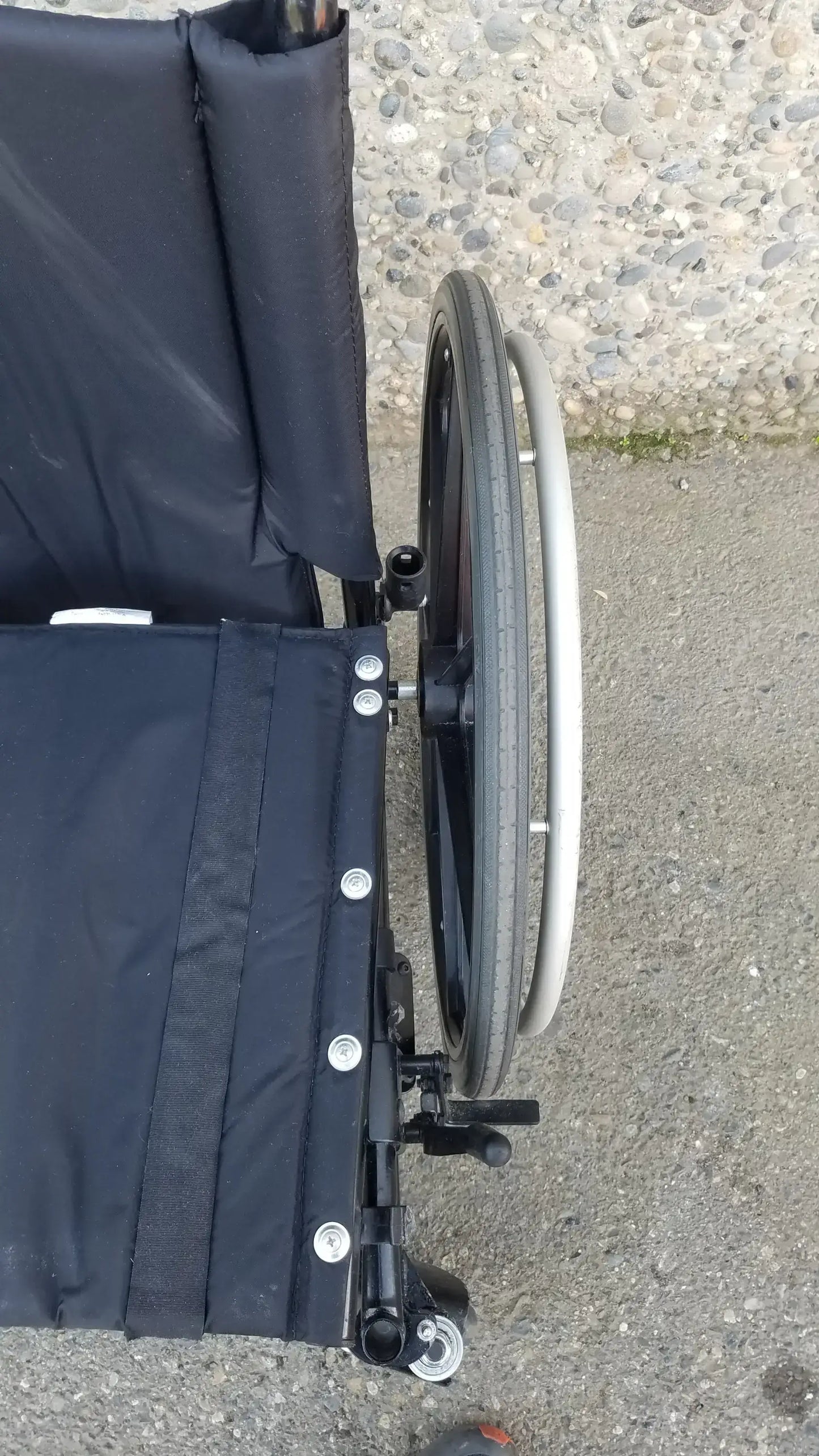 Invacare Tracer SX5 Heavy-Duty Black Wheelchair with Fixed Arm Rests
