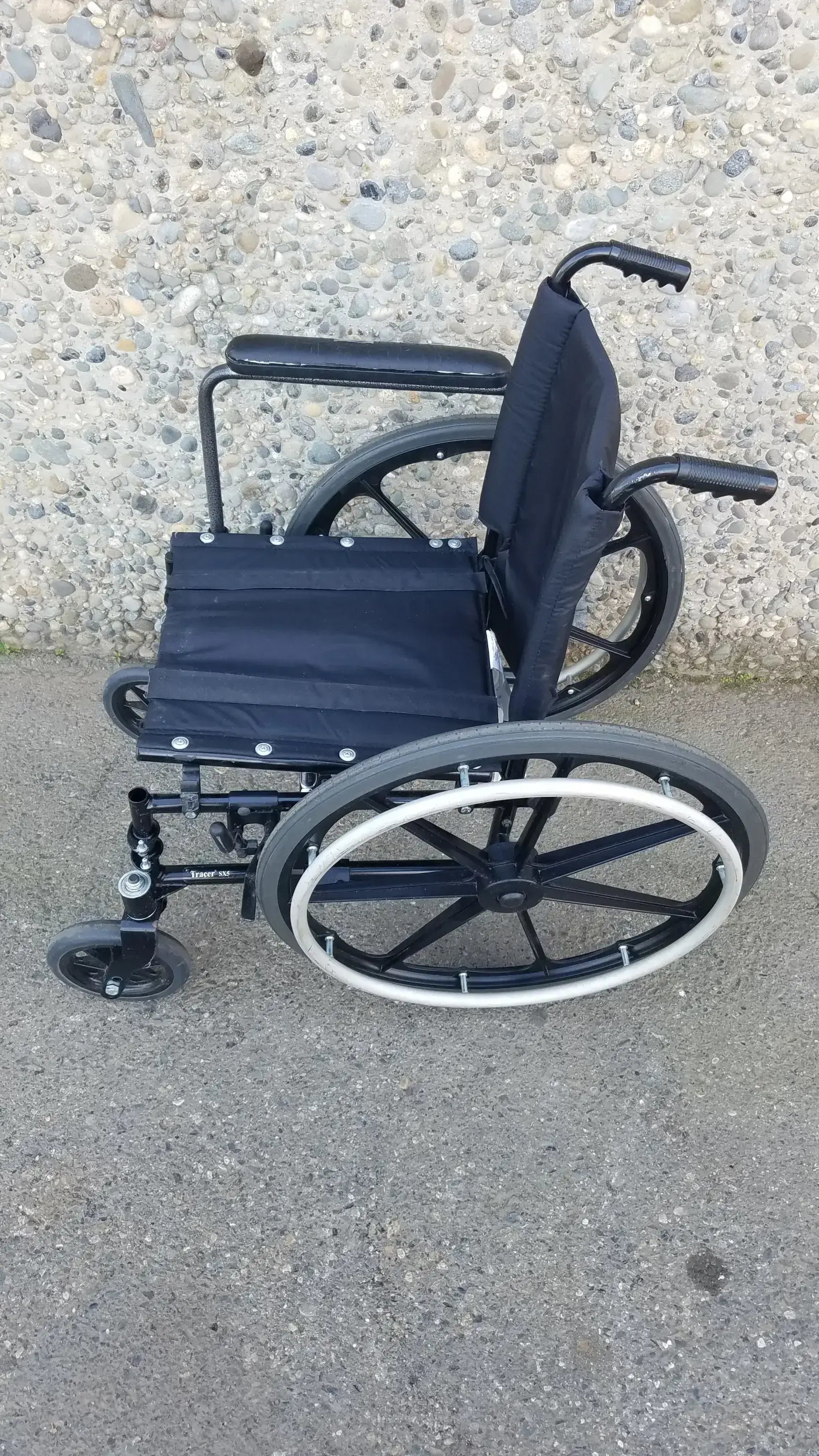 Invacare Tracer SX5 Heavy-Duty Black Wheelchair with Fixed Arm Rests