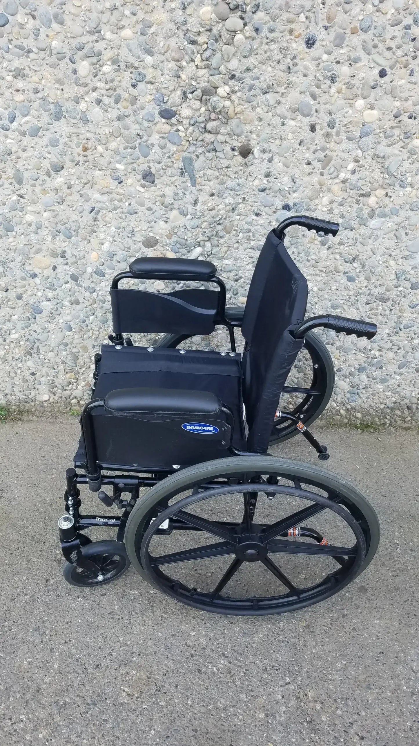 Invacare Tracer SX5 Wheelchair Armrests – Black Comfort
