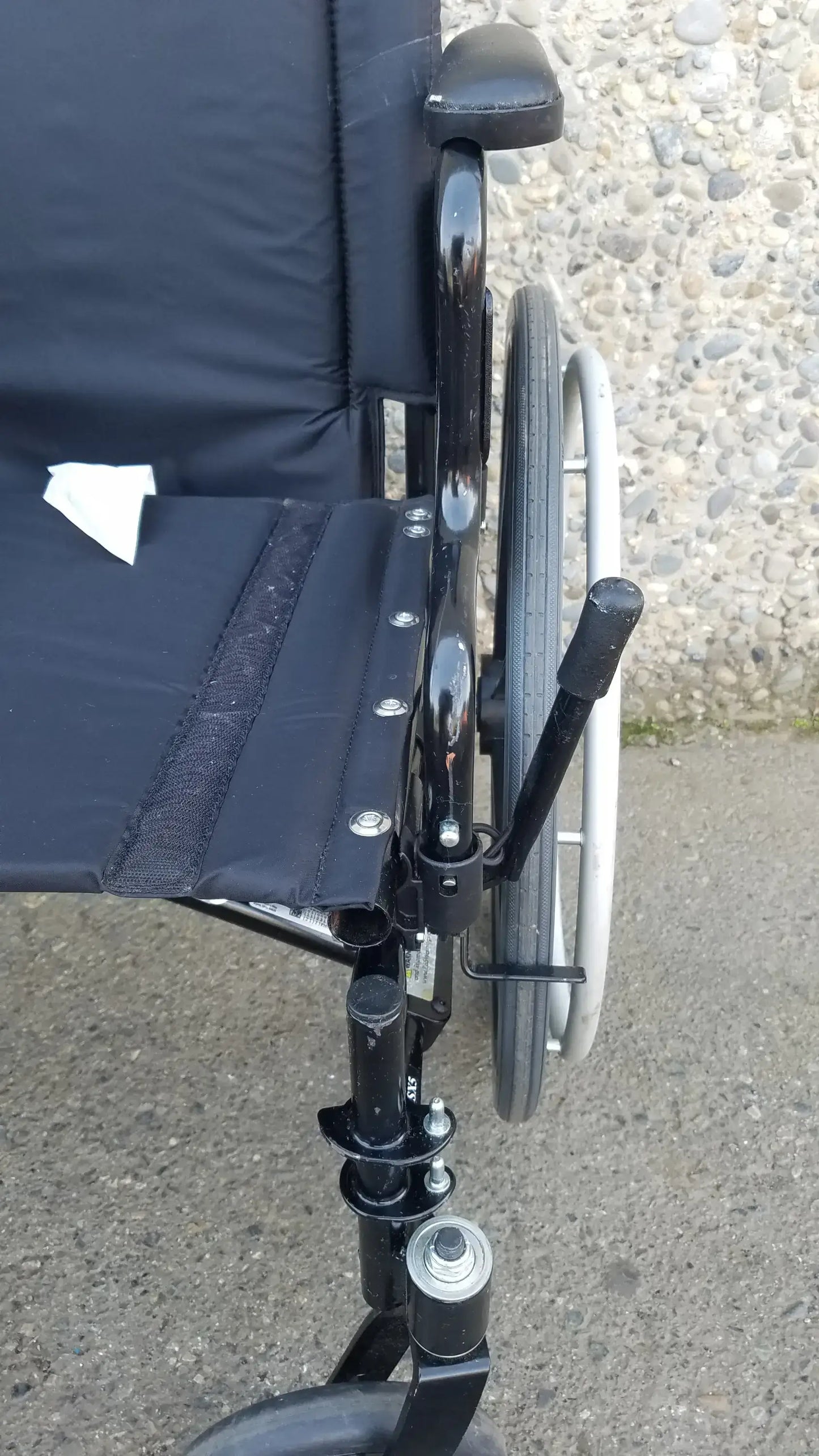 Invacare Tracer SX5 Wheelchair Black Steel Frame w/ Desk Armrests