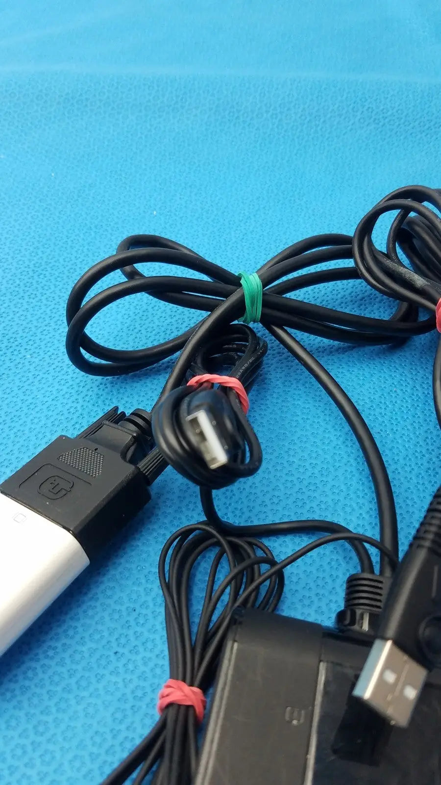 Iogear Computer Kit with Cables - Accessories