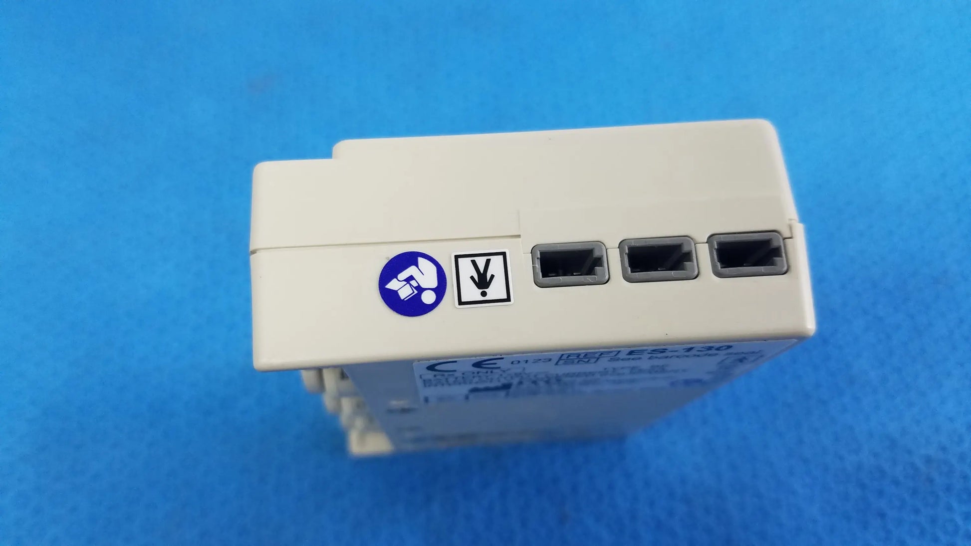 ITO ES-130 Palm Sized Electro Acupuncture - Unit
