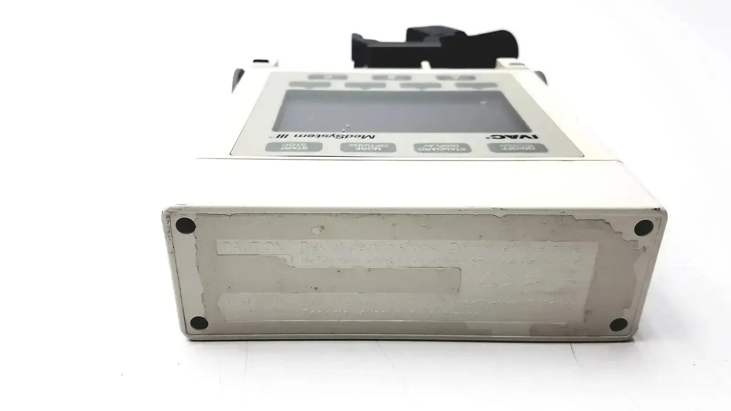 White plastic ivac medsystem iii infusion pump with black control panel in patient monitor 2860d by alaris