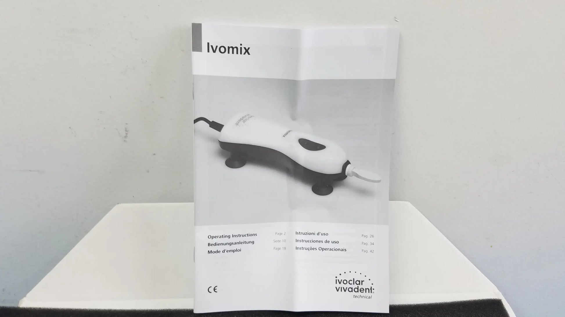 Ivoclar Vivadent Ivomix Vibrating Mixer With Adapter Charger and Box