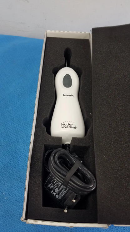 Ivoclar Vivadent Ivomix Vibrating Mixer With Adapter Charger and Box