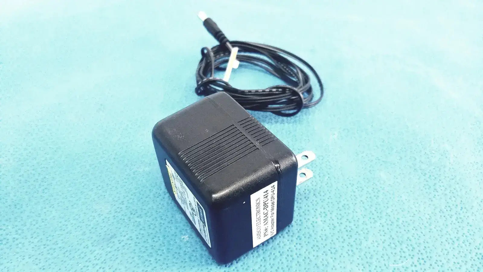 JAMECO RELIAPRO Plug-In Class 2 Transformer Input 120 VAC Model # DCU060120