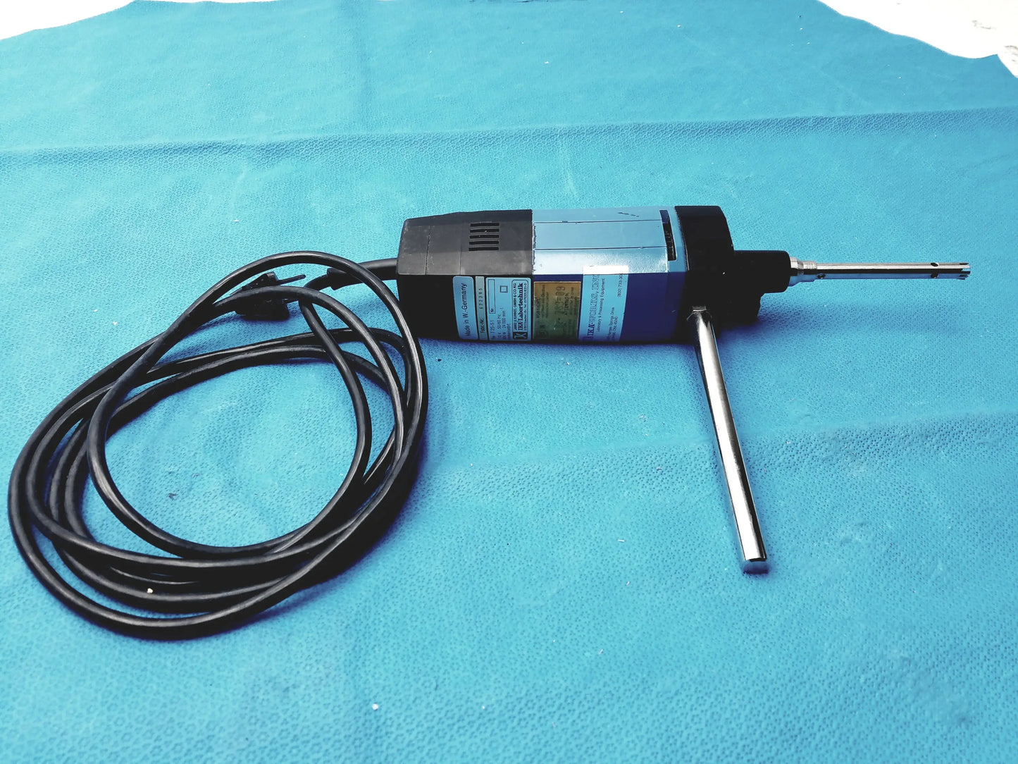 Black and silver janke and kunkel t25-s1 ika ultra turrax homogenizer disperser with coiled power cord for medical equipment use