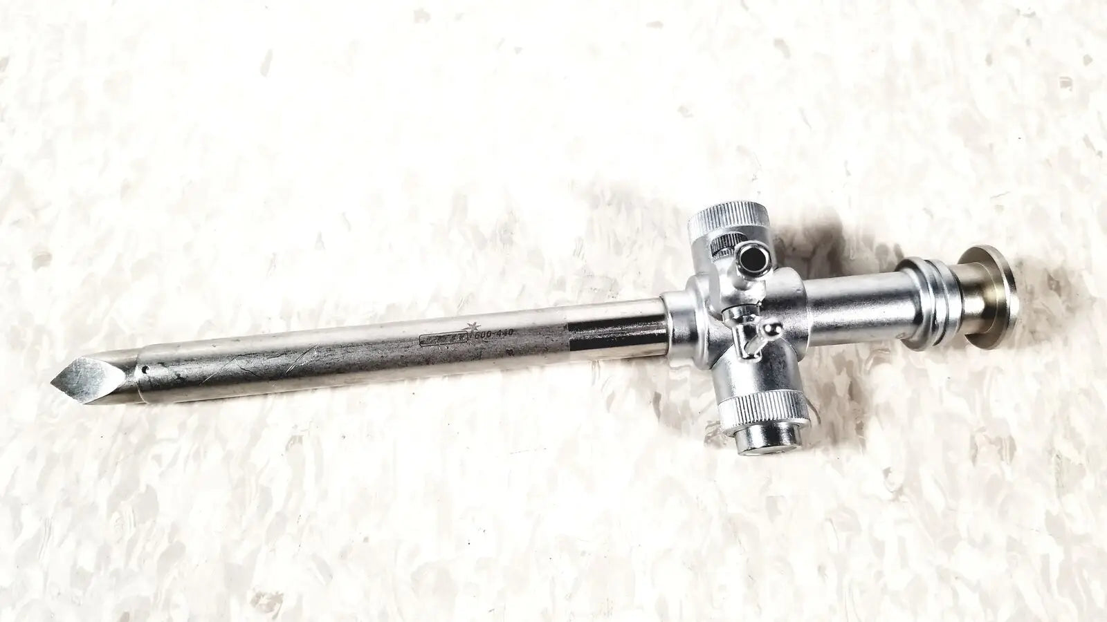 Jarit 600-440 Piston Valve Cannula with Pyramidal Trocar