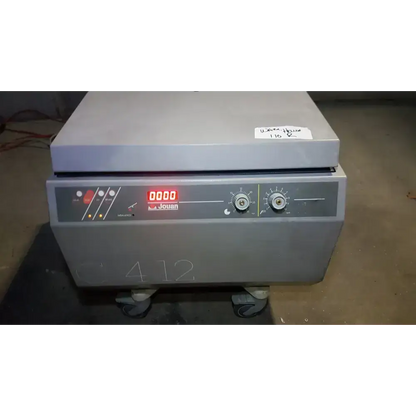 Jouan C412 Bench top Centrifuge - Benchtop