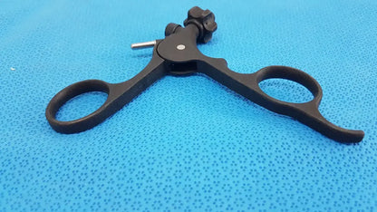 Karl Storz Clickline Monopolar Plastic Handle 33121 - Endoscopic Instrument