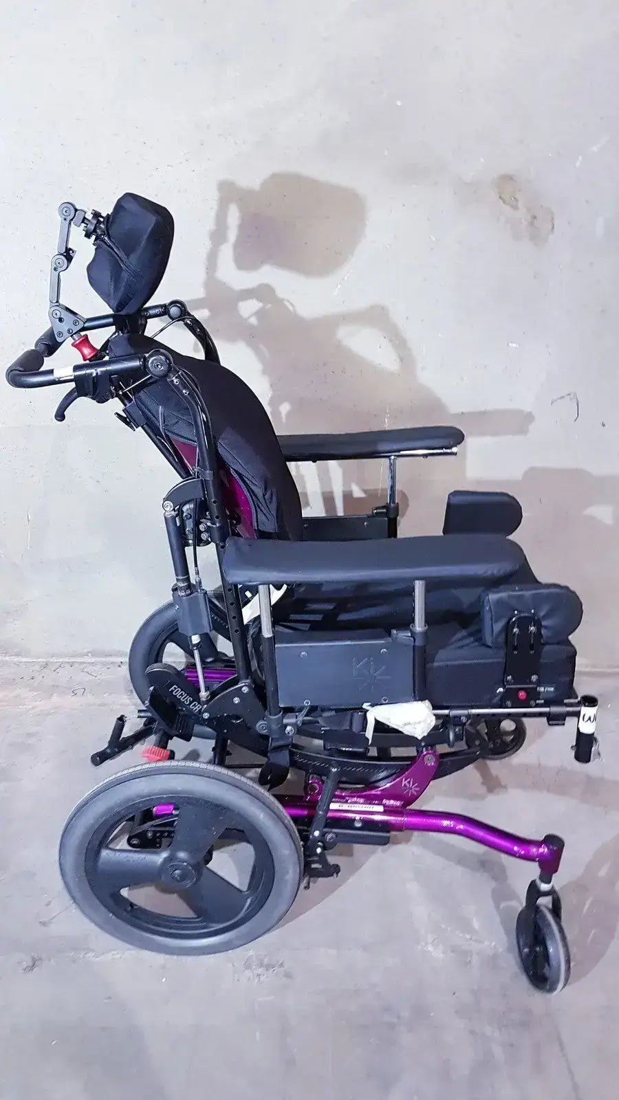 Ki Mobility Focus CR Tilt In Space Wheelchair Adjustable All Show in Pictures - Tilt-in-Space